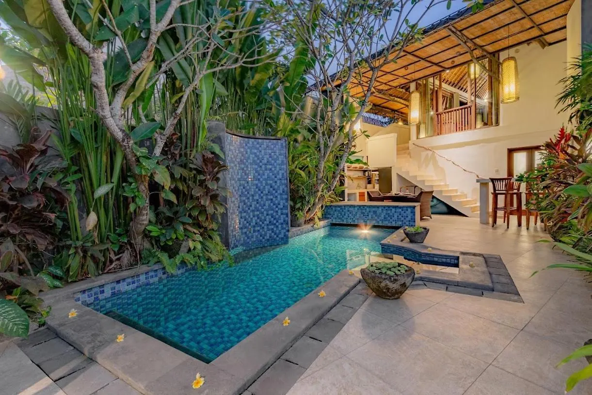 Bali Akasadua Villa Seminyak  Seminyak (Bali)