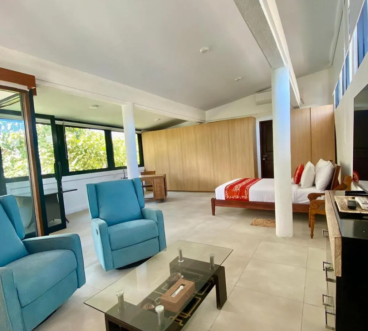 Bali Akasadua Villa Seminyak  0*, Seminyak (Bali)